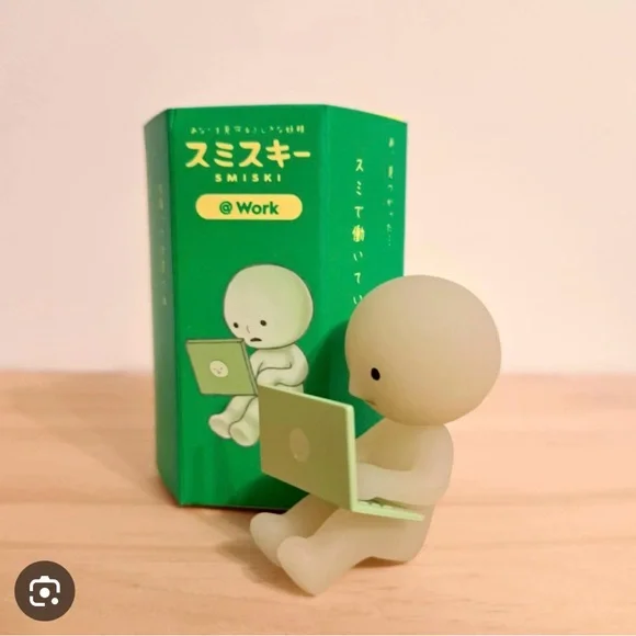 ISO Smiski with computer - Picture 1 of 3